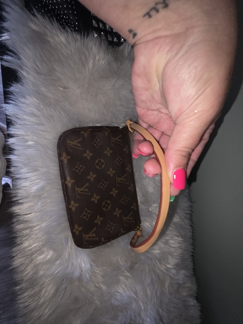 Louis Vuitton Monogram Pochette Accessoires - Brown/Tan/ I Do Not Know If Legit - Picture 4 of 8
